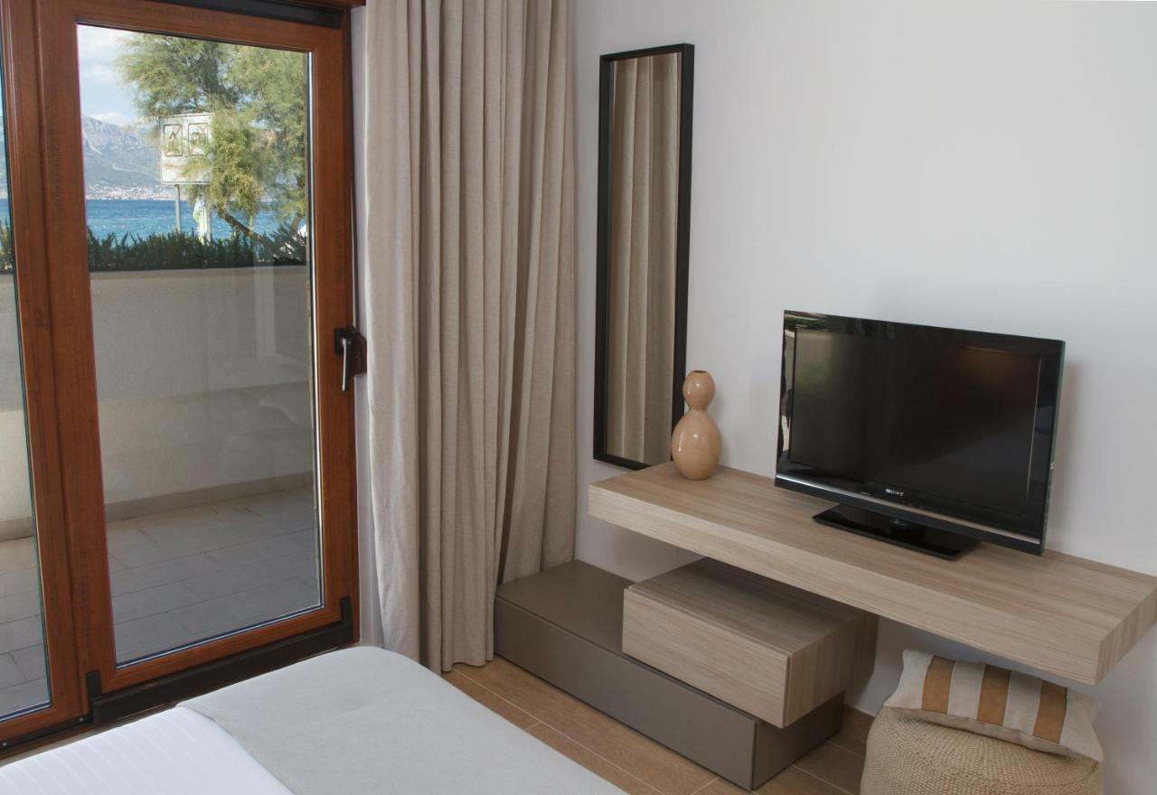 Luxury Poolside Villa Slatine Eksteriør billede